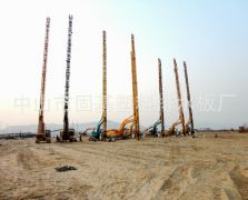 插板機(jī)就位